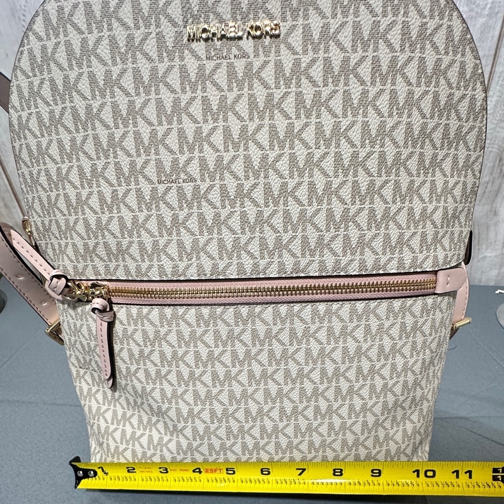 Michael Kors Medium Dallas Signature Logo Backpack - Picture 6 of 10